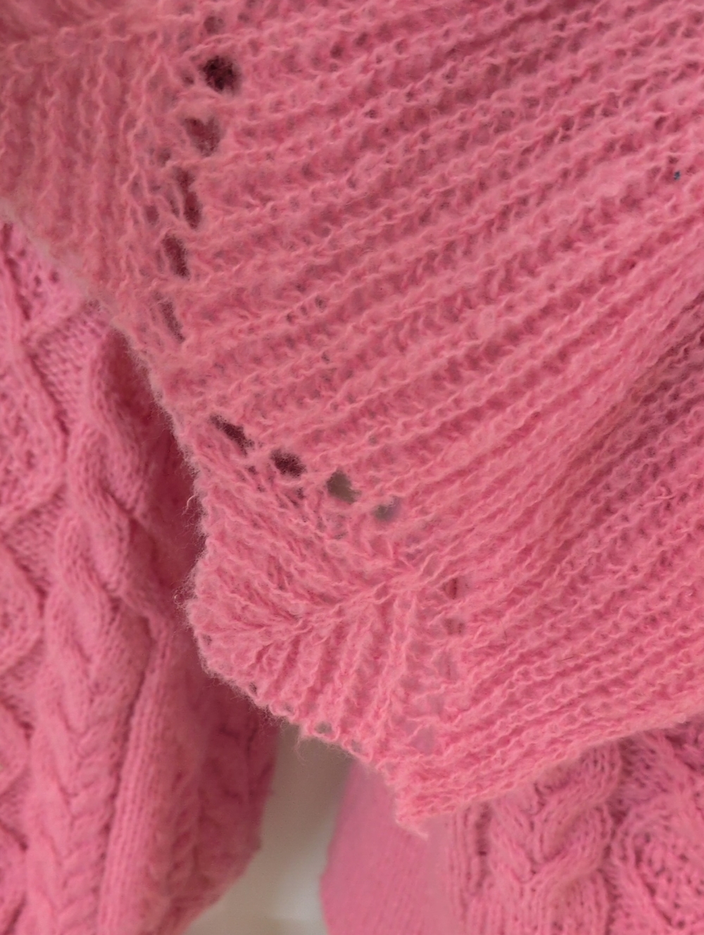 entro Ruffle Sweater - Picture 4 of 10